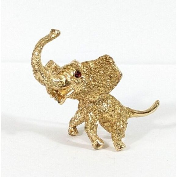 Vintage Gold Toned Elephant Shaped Brooch Pin - Picture 1 of 4